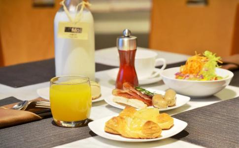 Courtyard by Marriott Hangzhou Wulin - 8