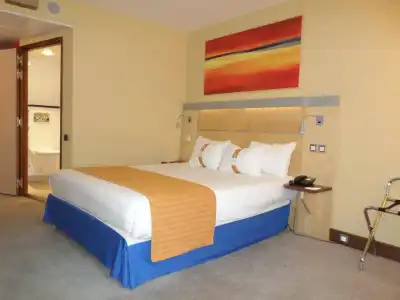 Holiday Inn Express PARIS - CANAL DE LA VILLETTE by IHG - 2