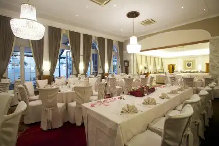 Stefanie - Vienna's Oldest - 9