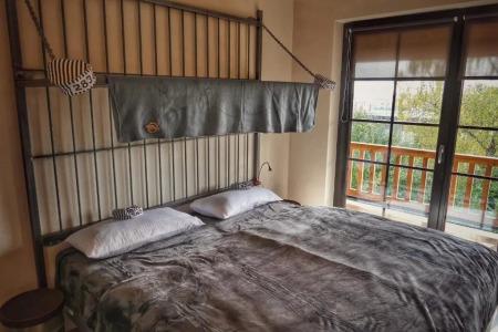 Road Stop Neandertal - 41