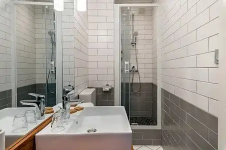 Globe et Cecil Hôtel - 113