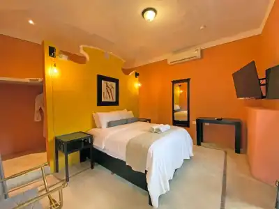 Art 64 Guest House – Adults Only - 25