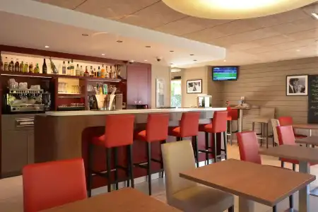Hôtel Campanile Reims Ouest - Tinqueux - 23