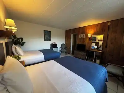 Nocturne Motel - 3