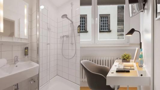 Beethoven Dreesen - furnished by BoConcept - 23