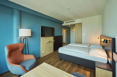 Premier Inn Wurzburg - 78