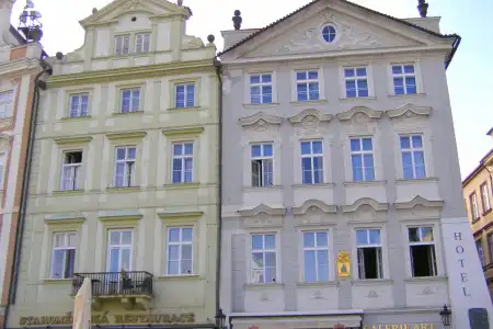 Old Town Square Residence by Emblem - 0