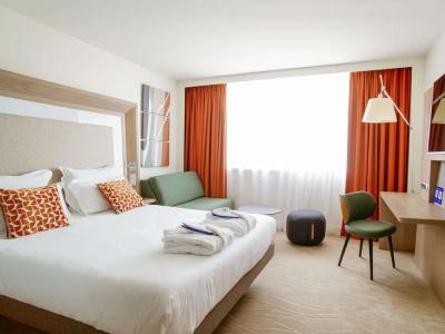 Novotel Lyon Centre Confluence Bord de Saone - 53