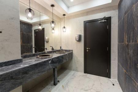 Best Western Plus Premium Inn - 8