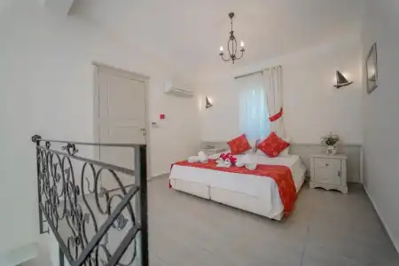 Alacati Marina Palace - 16
