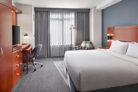 Courtyard by Marriott Washington, DC/Foggy Bottom - 6