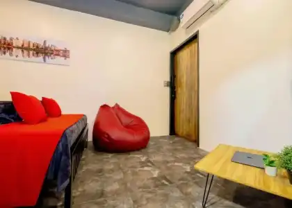 Episode 11 Hostel Sukhumvit - 5