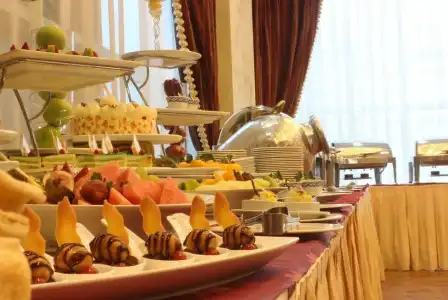 Grand Excelsior Sharjah - 12