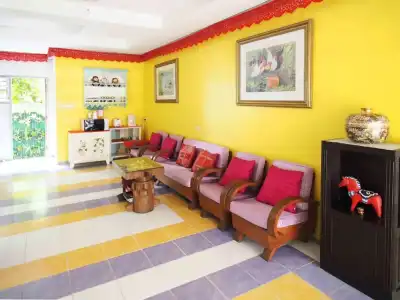 Thanapa Mansion - Hostel - 13