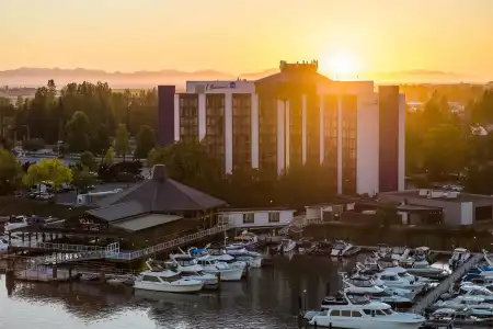 Radisson Blu Vancouver Airport & Marina - 30