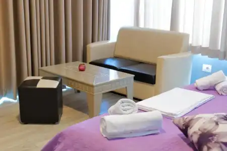 Oceanic Overview Suites - 104