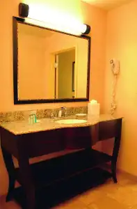 Hampton Inn & Suites Los Angeles/Hollywood - 36
