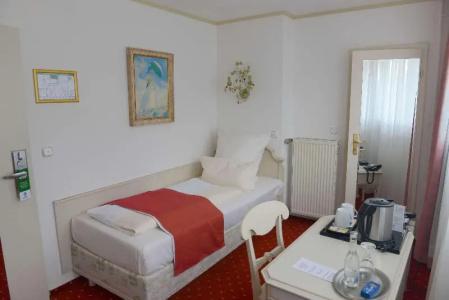 Sure by Best Western Rhoen Garden - 63
