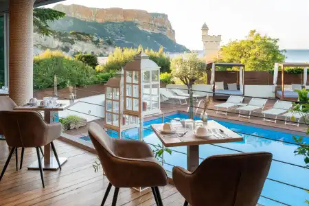 Best Western Plus La Rade - 26