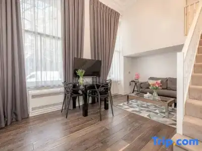 Queensgate Court - 310