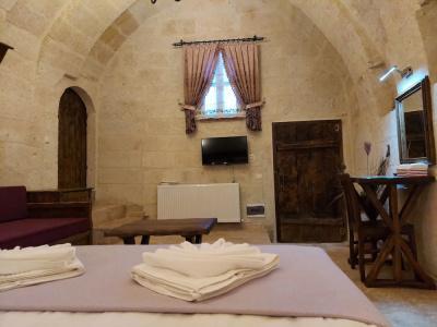Armesos Cave - 163