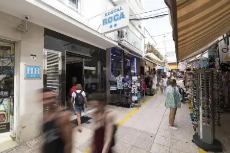 Hostal Roca - 16