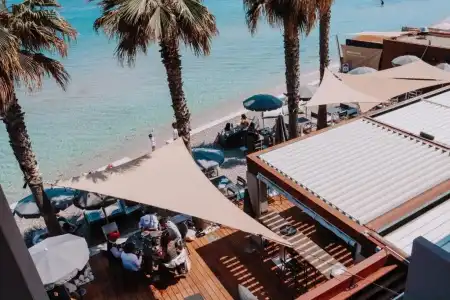 Bor Hôtel & Restaurant - Plage privée - 72