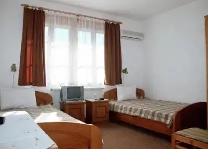 Prestige - 4