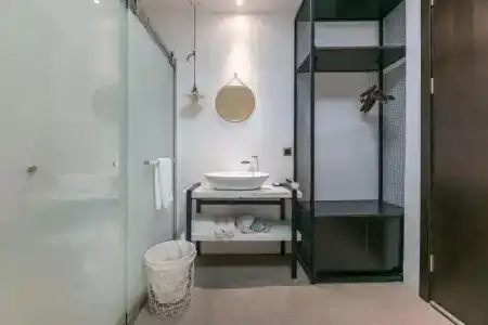 Unique Space Design Art - 96