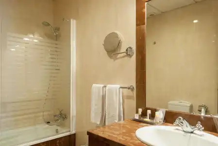 Adriano Boutique Sevilla - 9