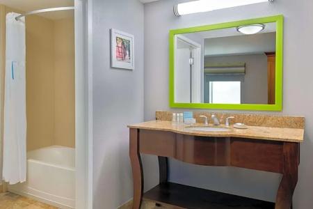 Hampton Inn & Suites Winston-Salem/University Area, NC - 83
