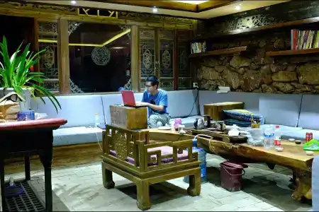 Lijiang Baisha Holiday Resort - 13