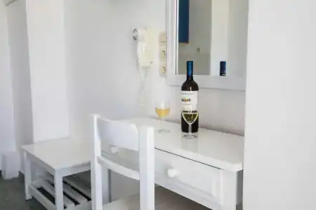 Finikas Santorini - 16