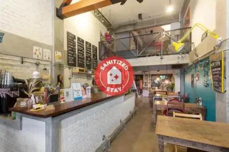 Box Hostel N Cafe - 25