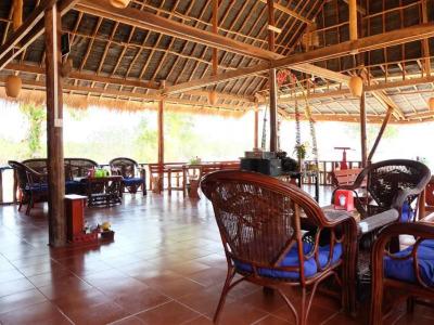 Dolphin Bay Resort - 17