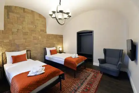 1552 Boutique - 48