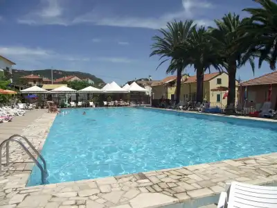 Residence Il Borgo degli Ulivi Resort - 8