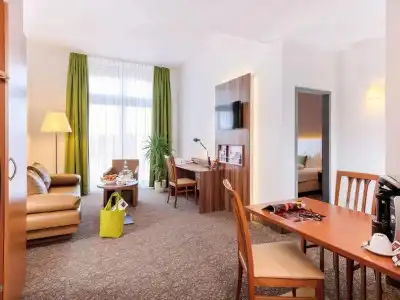 PLAZA INN - 127