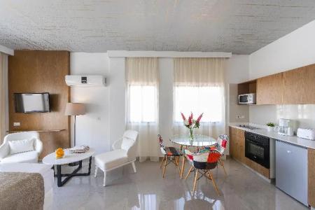 King Jason Paphos - Designed for Adults by Louiss - 39