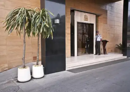 Monotel Luxury Business - 10