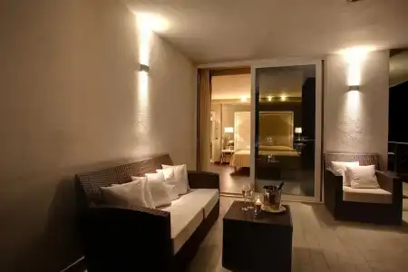 Kristal Palace - Tonellis - Adult Friendly - 72