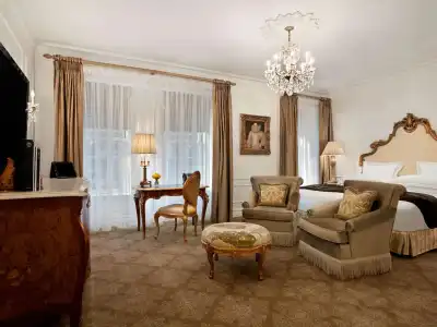 The Plaza - 54