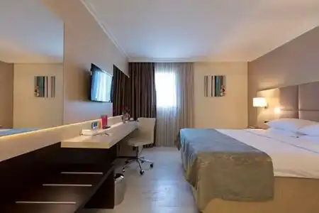 Ramada by Wyndham Sofia City Center - 32