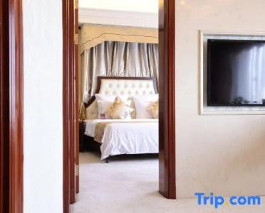 Nanjing Grand - 122