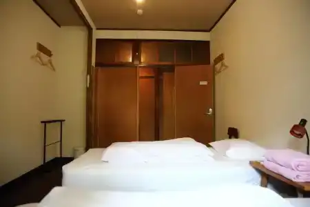 Yuzan Guesthouse Annex Hostel - 31