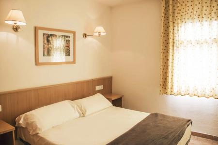 Pins Platja Apartments - 2