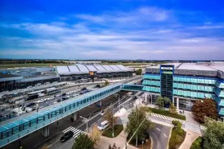 Courtyard by Marriott Prague Airport - 41