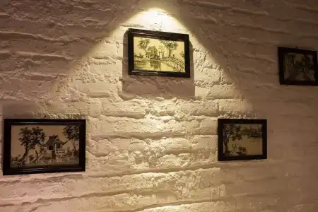 Luxury Backpackers - 9