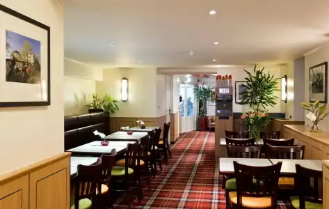 Avenue - 18