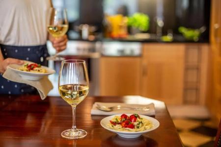 Louisa's Place - 132